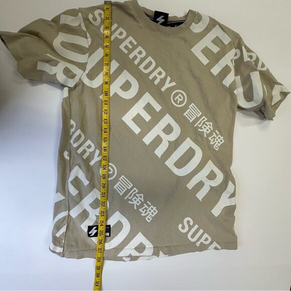 Superdry Graphic Tee - Size M - Picture 9 of 16